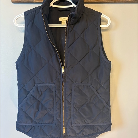 J. Crew Navy Quilted Vest size xxs - Picture 2 of 9